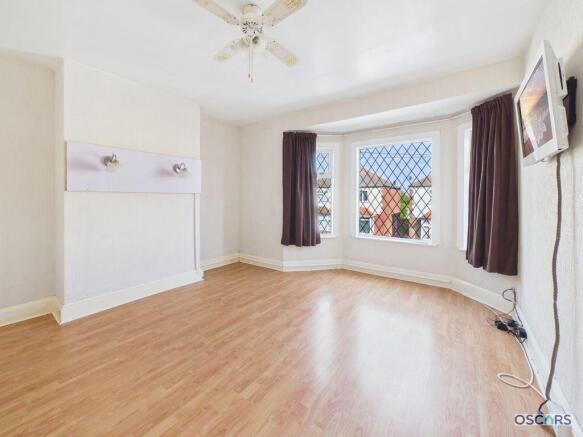 3 bed Terraced for sale Image 7