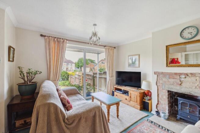 Newbury Street, Lambourn, Berkshire, RG17 8PG. photo 5