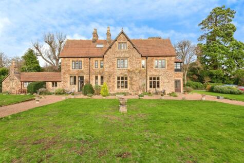 Priory Green, Dunster, Minehead