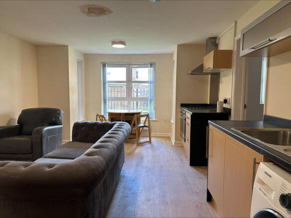 Kitchen/Lounge