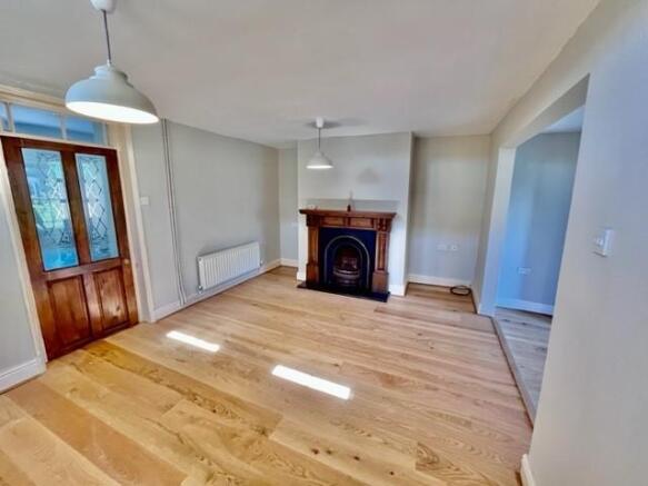Living Room2.jpg