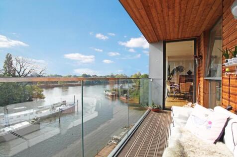 Malthouse Court, Brentford, TW8