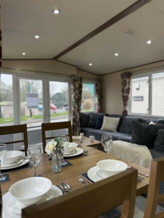 Abi Ashcroft Dining Living Areas At Hoburne Bashle