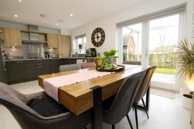 Kitchen / Diner