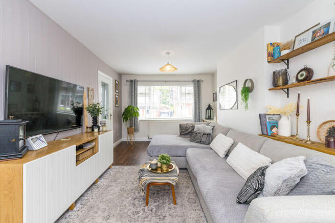 3 bed Semi-Detached for sale Image 7