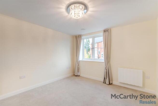 1 bed Apartment for sale Image 7