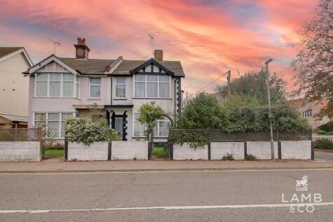 Hall Lane, Walton on the Naze, Essex, CO14 8HD