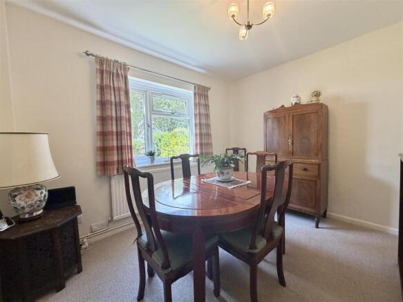 3 bed Semi-Detached for sale Image 7