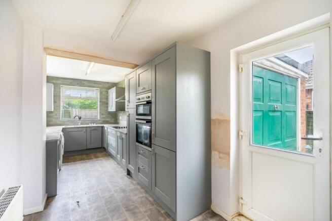 3 bed Semi-Detached for sale Image 7