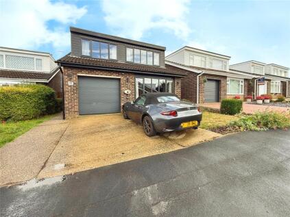 Canterbury Drive, Washingborough, Lincoln, Lincolnshire, LN4