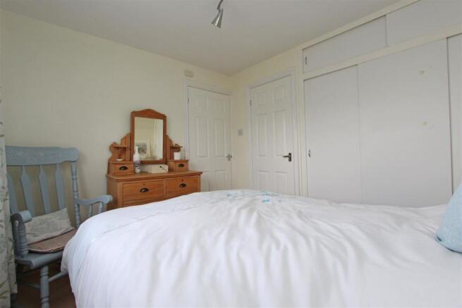 Bedroom 2..jpg