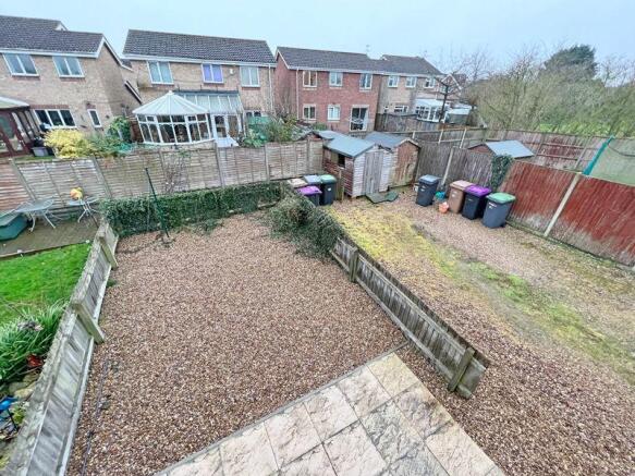 Garden & P...