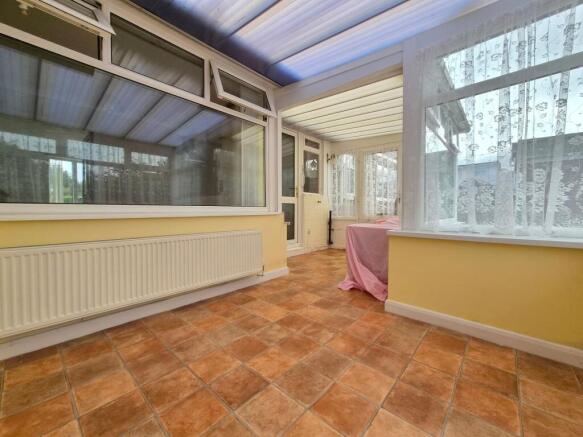 2 bed Semi-Detached Bungalow for sale Image 8