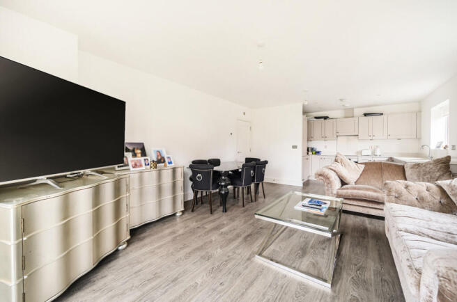 1420976-9-69a02fb...