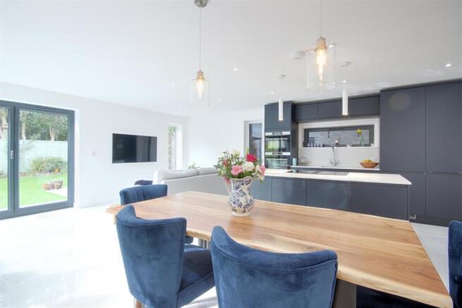 Kitchen/Living/Dining