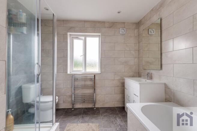 Family bathroom