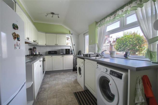 3 bed Terraced for sale Image 6