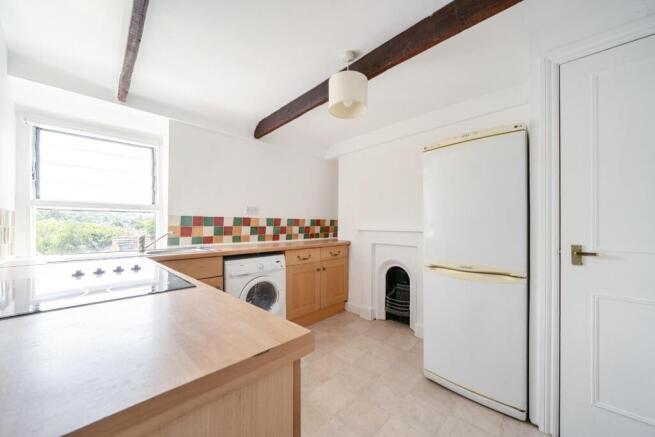 Kitchen 2.jpg