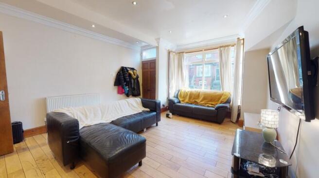 6 bed Terraced to rent Image 11