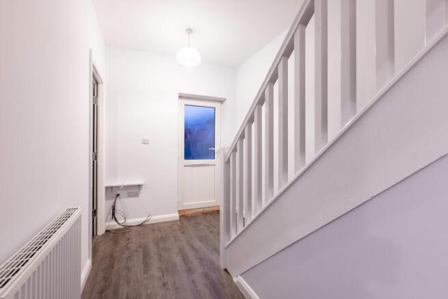 1 bed House Share to rent Image 8