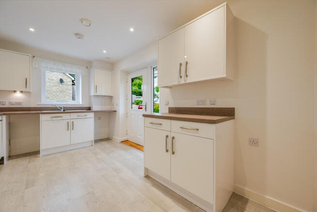 2 bed Detached Bungalow for sale Image 7