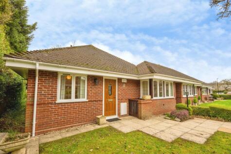 Walnut Close, Stourbridge, DY9
