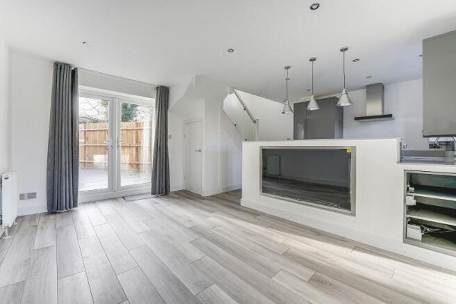 9 Tylers Close-7.jpg