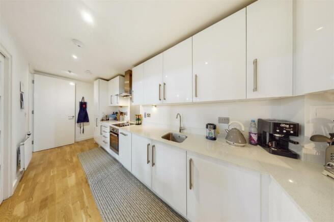 Flat 42, Elizabeth House - CduleM7zQlZ4icsQzQ9C.jp