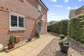 43, Whyke Marsh, Chichester PO19 8FA