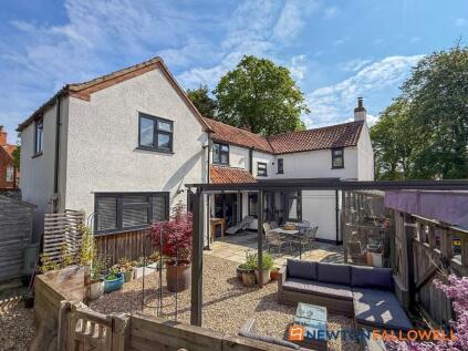 High Street, Collingham, NG23