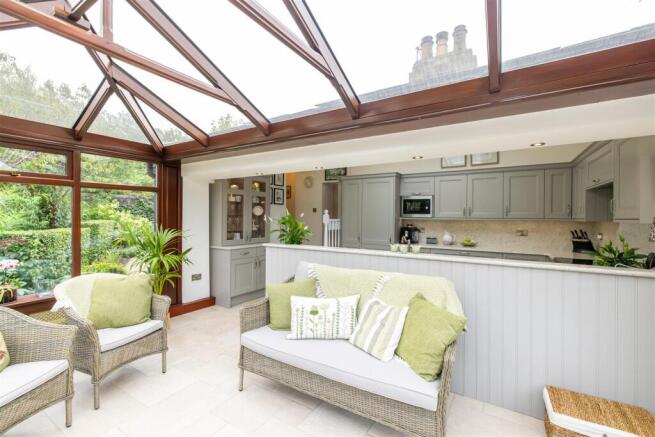 2 bed Detached Bungalow for sale Image 11