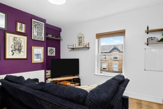 1 bed Flat for sale Image 10