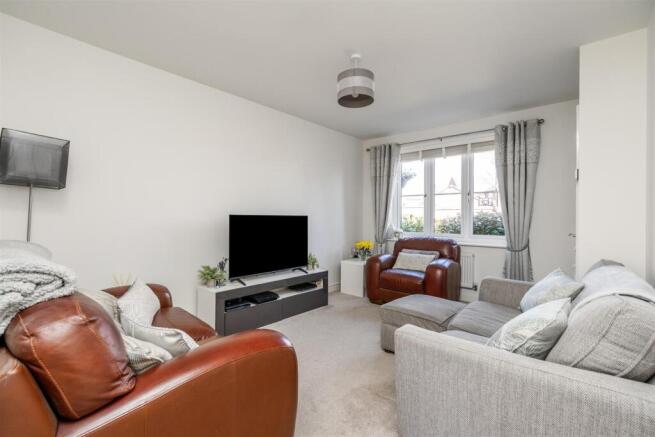 3 Memorial Close_6.jpg