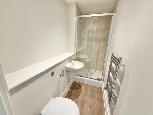 1 bed Apartment to rent Image 7