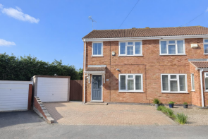 16, Clover Close, Leicester LE19 3FT