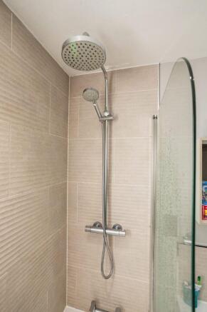 1 bed Flat for sale Image 9