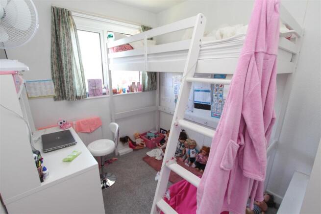 Bedroom 3.jpg