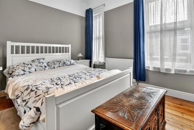 2 bed Terraced for sale Image 11