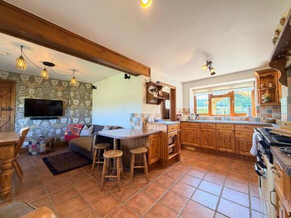 15 bed Detached for sale Image 11