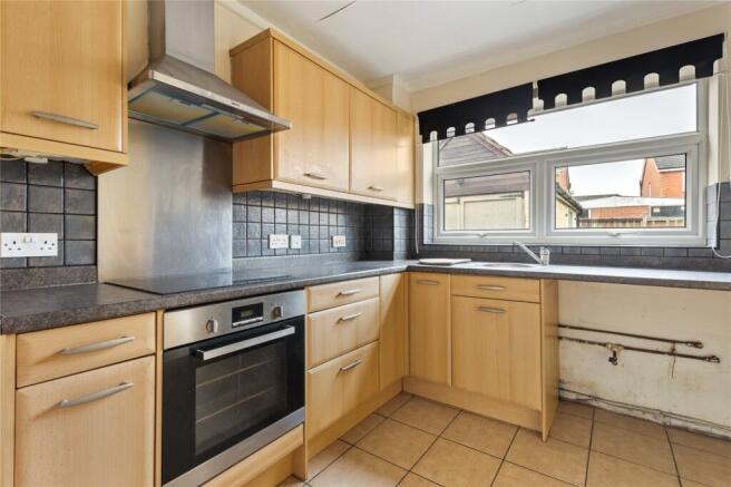3 bed Semi-Detached for sale Image 10