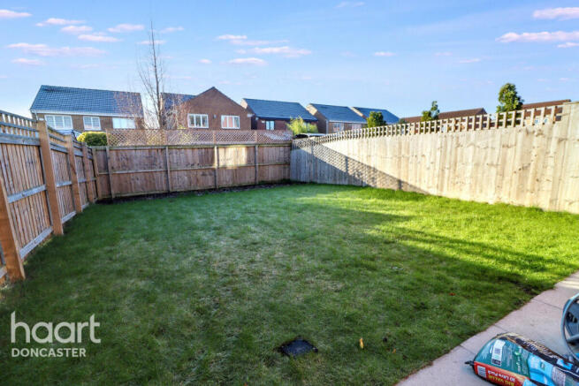 2 bed Semi-Detached for sale Image 4