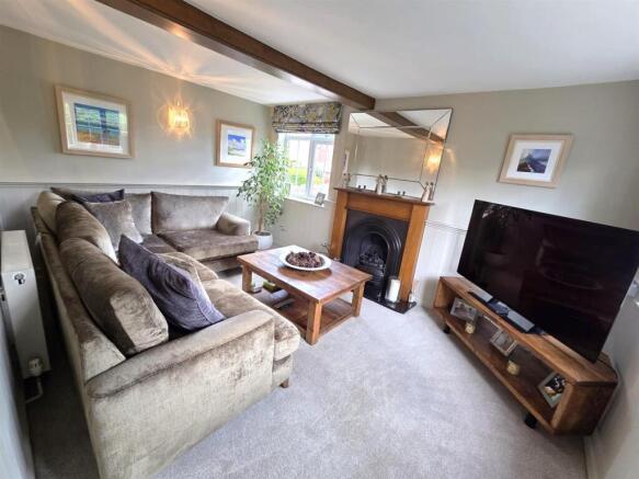 Living Room .jpeg