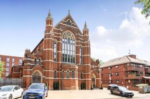 Flat 9, 40a Barnabas Apartments, Holden Road, Woodside Lane To Westbury Road, London N12 7AW