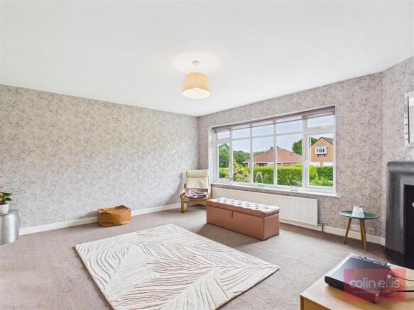 3 bed Detached for sale Image 4