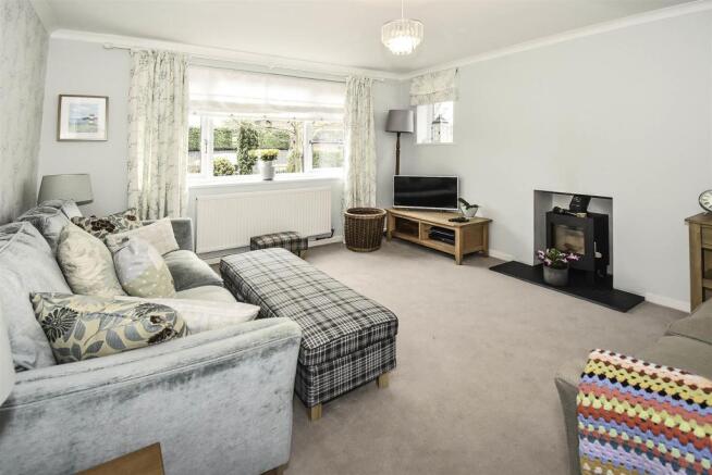 Front Lounge