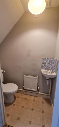 Ground floor w.c