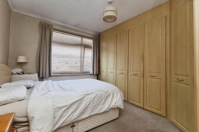 3 bed Semi-Detached for sale Image 6