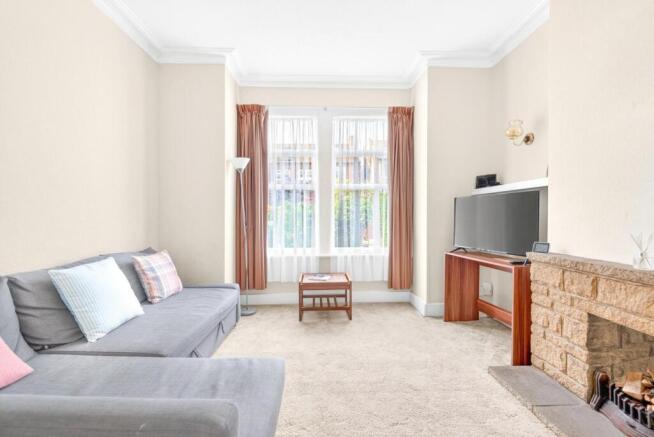 Carlyle Road, Ealing photo 4