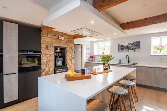 Kitchen/Breakfast Room