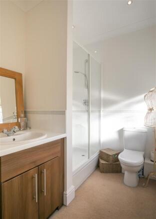 En-Suite (Bedroom On